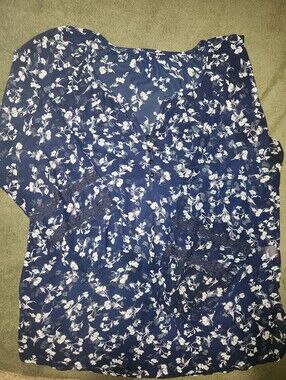 LC Lauren Conrad Sheer Navy Floral 3/4 Sleeve